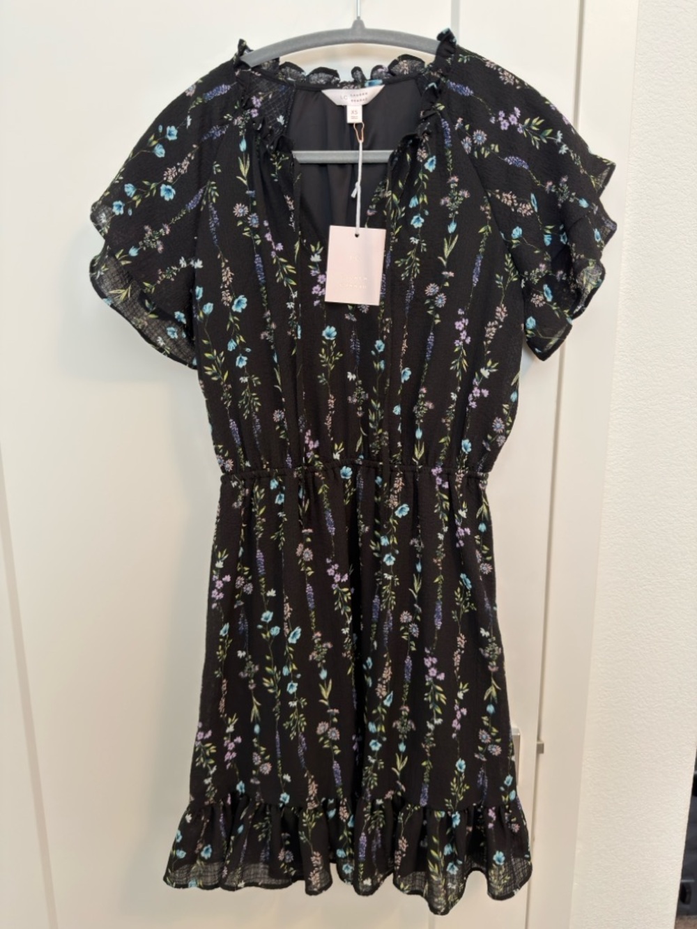 NWT LC Lauren Conrad Black Floral Tie-Neck Dress - size XS